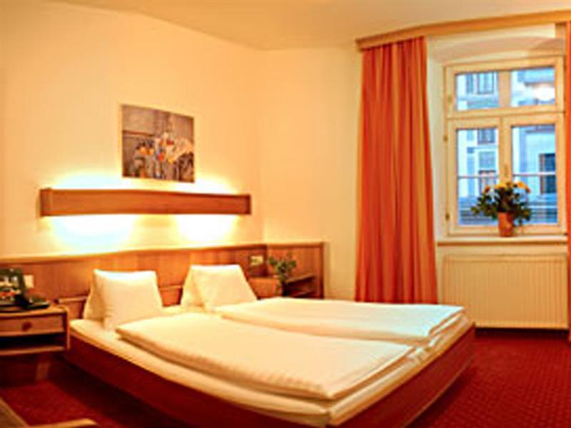 Hotel Goldene Krone Innsbruck Zewnętrze zdjęcie